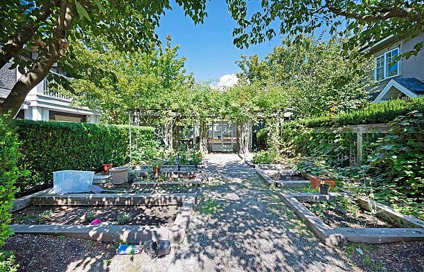 1483 Tilney Mews South Granville