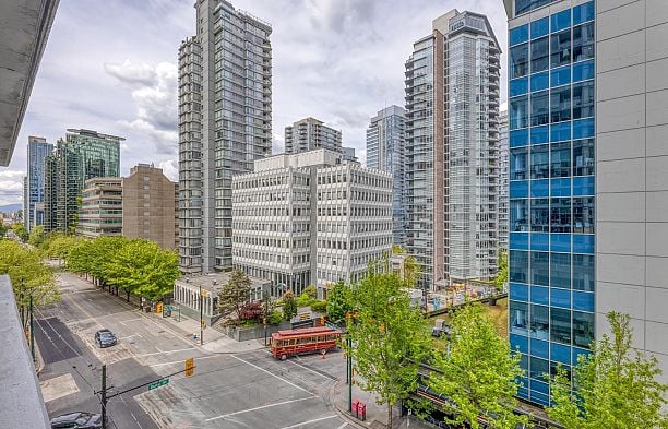 603 1188 W Pender Street Coal Harbour