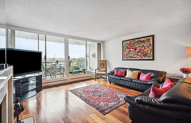 705 1600 Howe Street Yaletown