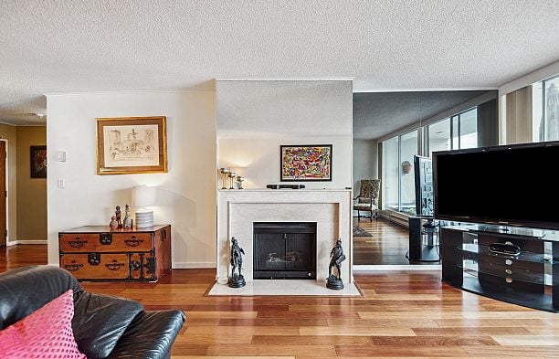 705 1600 Howe Street Yaletown