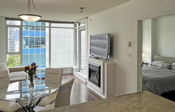 603 1188 W Pender Street Coal Harbour