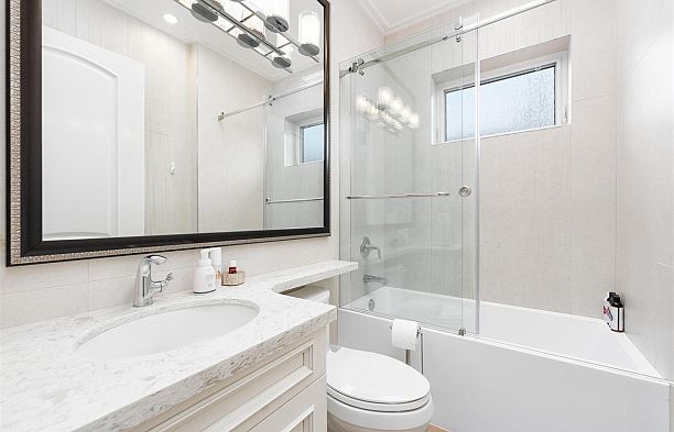 4650 W 6th Avenue Point Grey