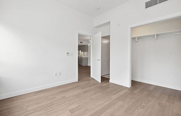 223 7828 Granville Street Marpole
