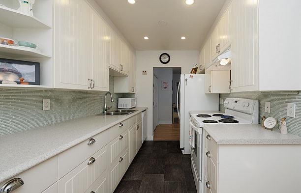 101 2146 W 43rd Avenue Kerrisdale
