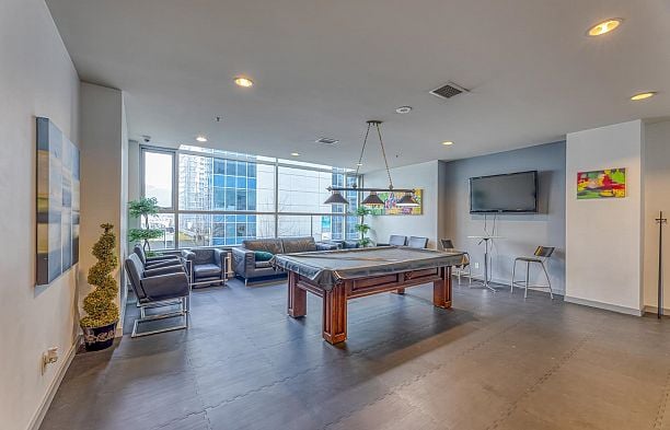 603 1188 W Pender Street Coal Harbour