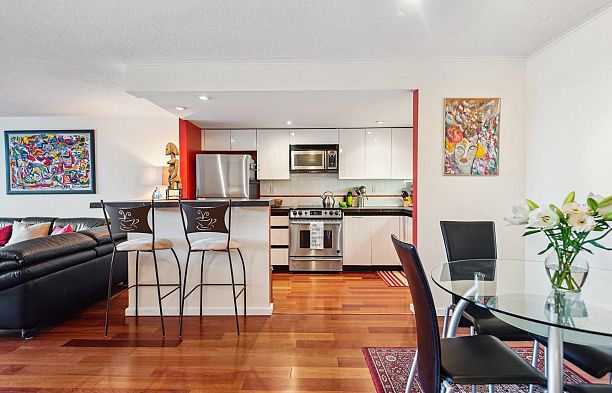 705 1600 Howe Street Yaletown