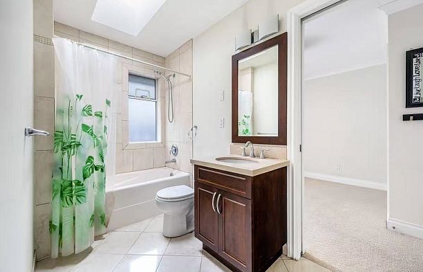 4570 W 13th Avenue Point Grey