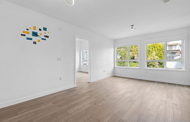 223 7828 Granville Street Marpole