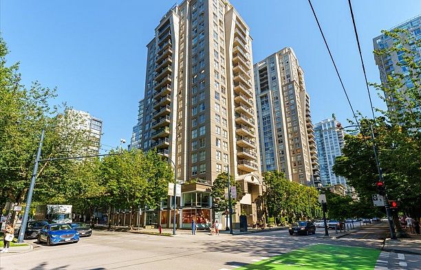 1406 989 Richards Street Downtown VW