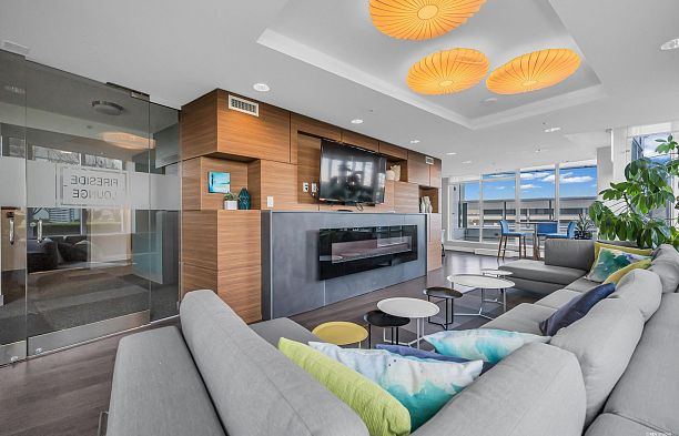 3207 488 SW Marine Drive Marpole