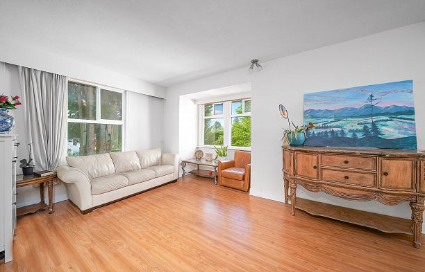1623 W 66th Avenue S.W. Marine