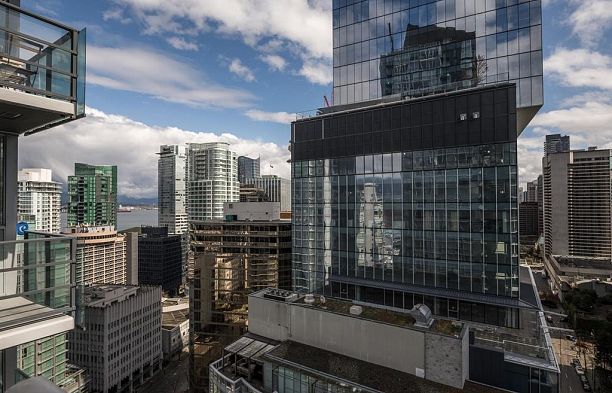 2605 1189 Melville Street Coal Harbour