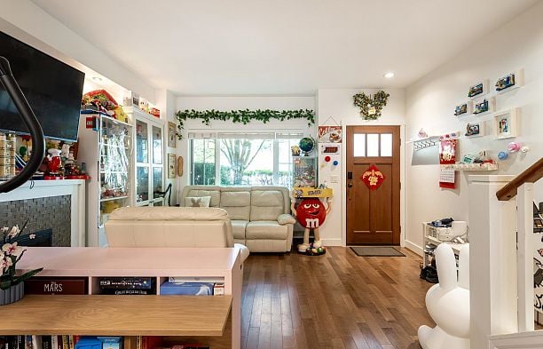 1016 W 45th Avenue South Granville