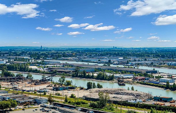 3207 488 SW Marine Drive Marpole