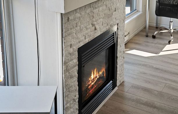 208 2025 Stephens Street Kitsilano