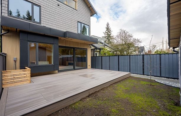 2 5937 Holland Street Southlands