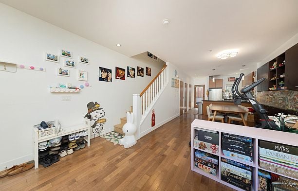 1016 W 45th Avenue South Granville