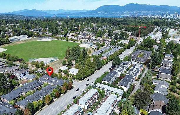 1016 W 45th Avenue South Granville