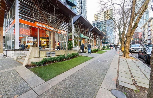 2605 1189 Melville Street Coal Harbour