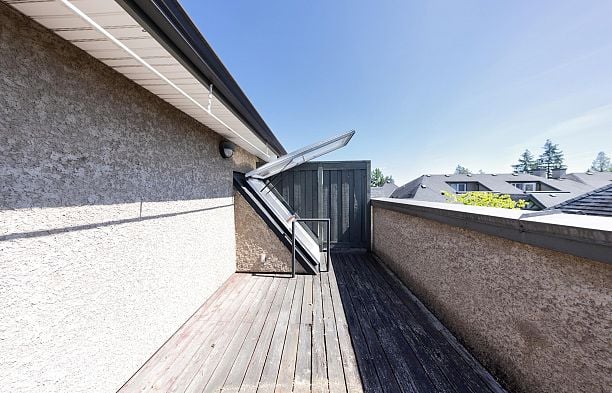 1016 W 45th Avenue South Granville