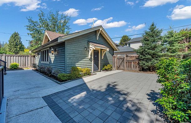 4019 W 40th Avenue Dunbar