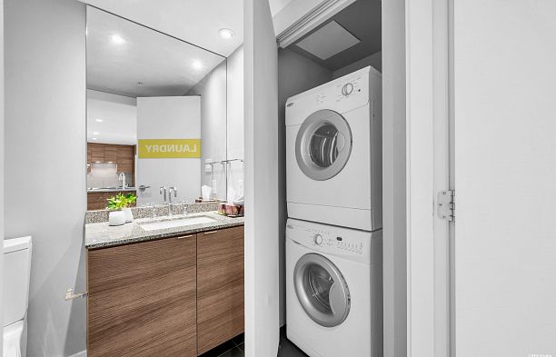 3207 488 SW Marine Drive Marpole