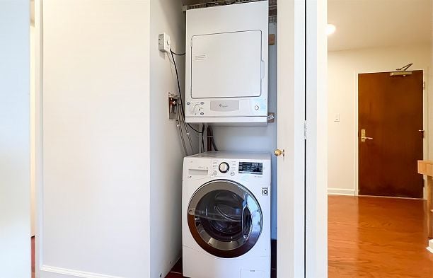 101 1450 Pennyfarthing Drive False Creek