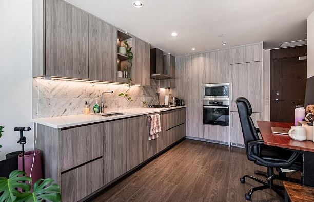 408 89 Nelson Street Yaletown