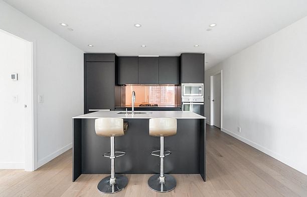 3207 1480 Howe Street Yaletown