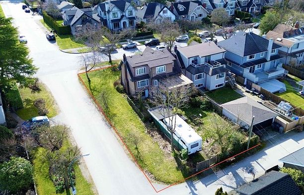 2805 W 30th Avenue MacKenzie Heights