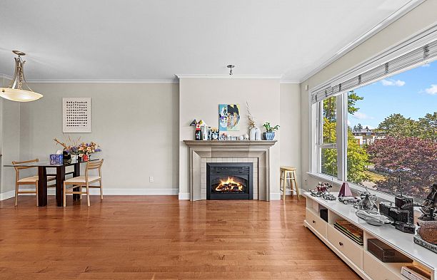 401 2103 W 45th Avenue Kerrisdale