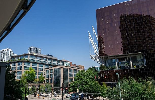 408 89 Nelson Street Yaletown