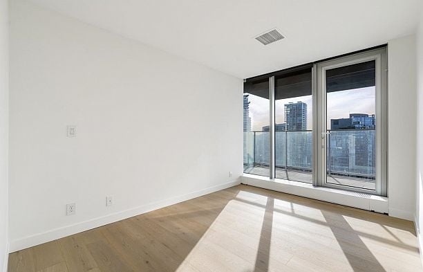 3207 1480 Howe Street Yaletown