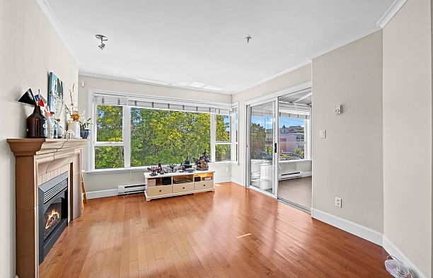 401 2103 W 45th Avenue Kerrisdale
