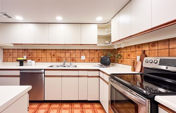 101 1450 Pennyfarthing Drive False Creek