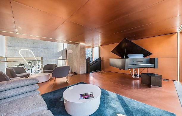 5601 1480 Howe Street Yaletown