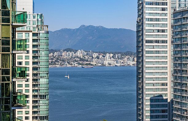 2507 1328 W Pender Street Coal Harbour