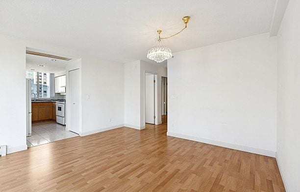 15D 139 Drake Street Yaletown