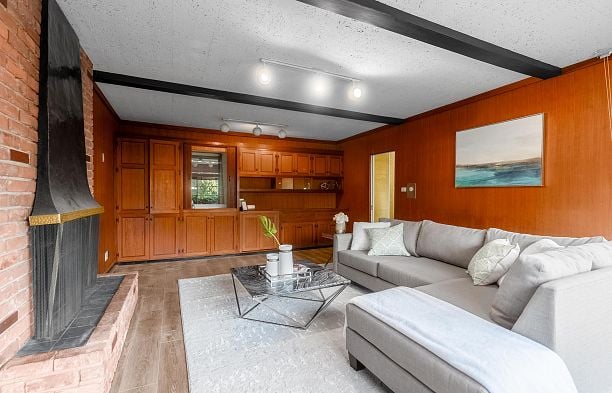 1035 W 48th Avenue South Granville
