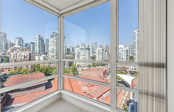 15D 139 Drake Street Yaletown