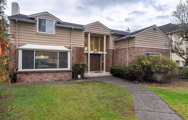 1035 W 48th Avenue South Granville