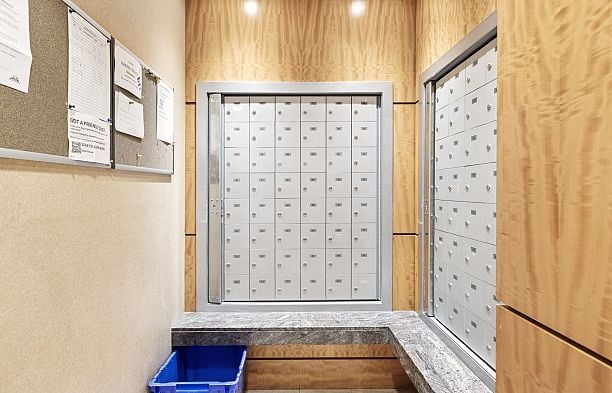 15D 139 Drake Street Yaletown