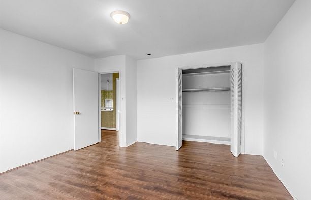1035 W 48th Avenue South Granville