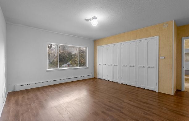1035 W 48th Avenue South Granville