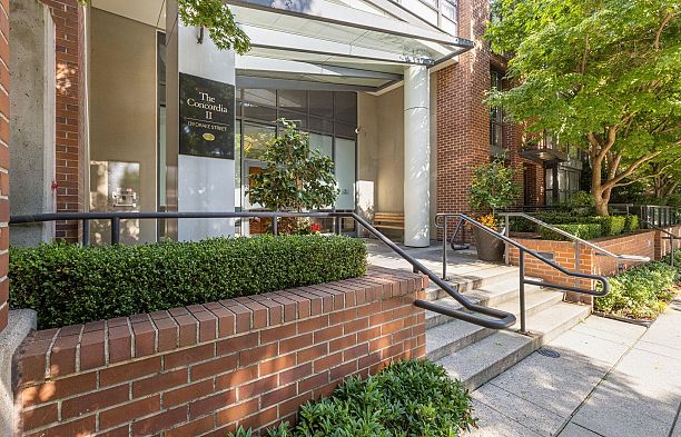 15D 139 Drake Street Yaletown