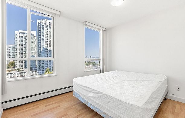15D 139 Drake Street Yaletown