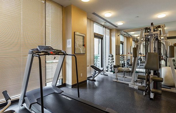 15D 139 Drake Street Yaletown