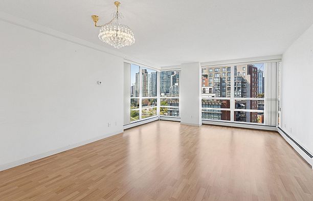 15D 139 Drake Street Yaletown
