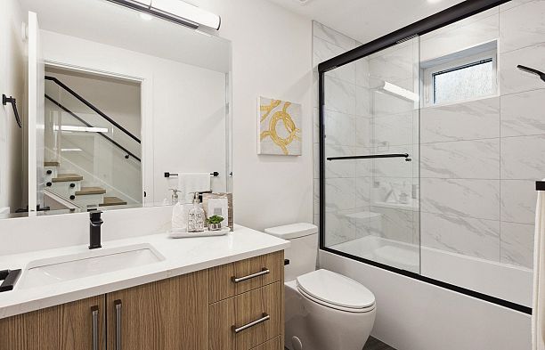 2727 W 7th Avenue Kitsilano