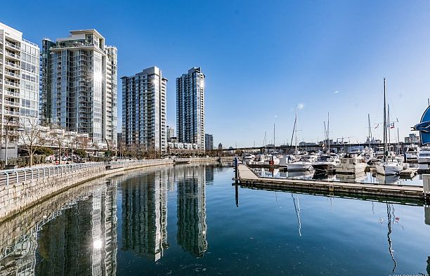 2608 198 Aquarius Mews Yaletown